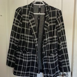 Casual, fun stripy blazer!